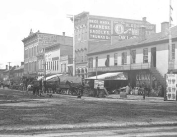 22.-xenia-looking-north-on-