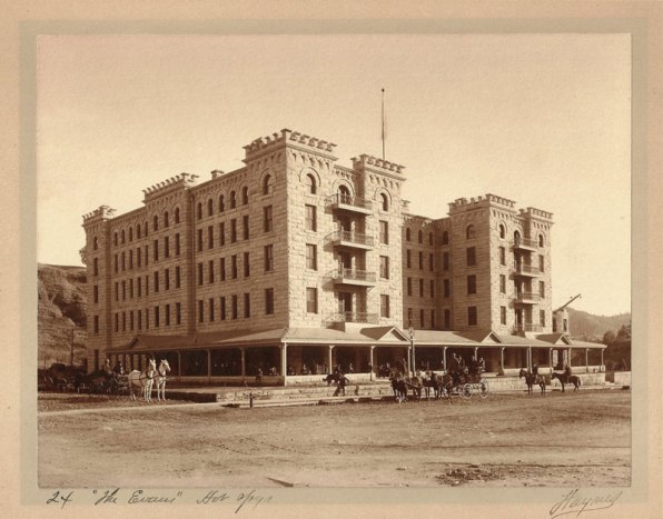 015-Evans-Hotel-early-days-lg